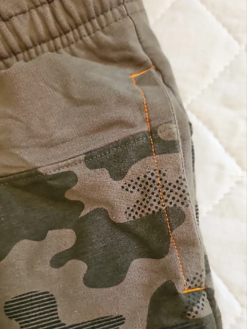 Tommy Bahama Boys L 10/12 Camo Drawstring Shorts - Olive Green